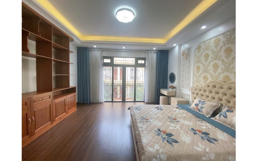 MẶT PHỐ TRẦN ĐĂNG NINH- HÀ ĐÔNG, DT: 50/55m x 6 tầng, mặt tiền: 5m, Hơn 13 tỷ. SÁT GÓC- Ô TÔ TRÁNH- VỈA HÈ RỘNG- KINH DOANH - FULL NỘI THẤT !!